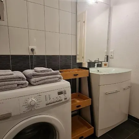 Logement Entier : Appartement, Houssen Exterior photo