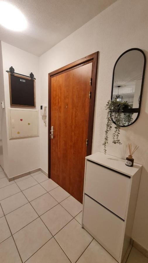 Entier : Appartement, *